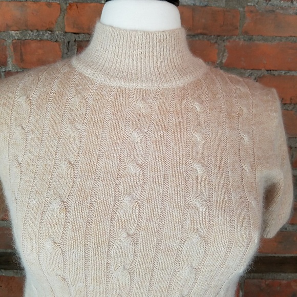 SOLD Spice It Up Womens Fuzzy Sweater Tan Cable - Picture 2 of 7